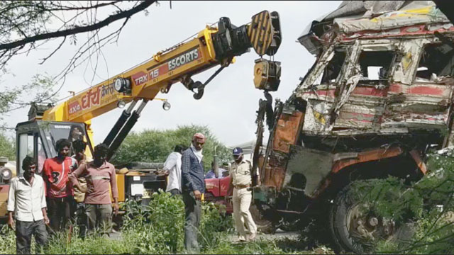 Dhar fourline highway accident