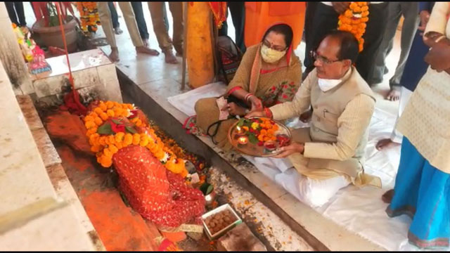 CM Shivraj singh reached Jait village on Bhai dooj