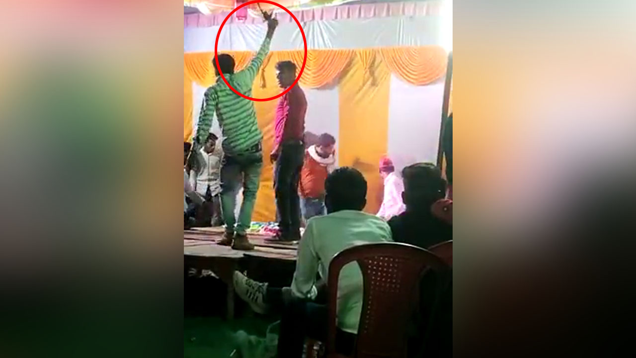 Shivpuri Viral Video child got injuired during harsh firing in shivpuri 