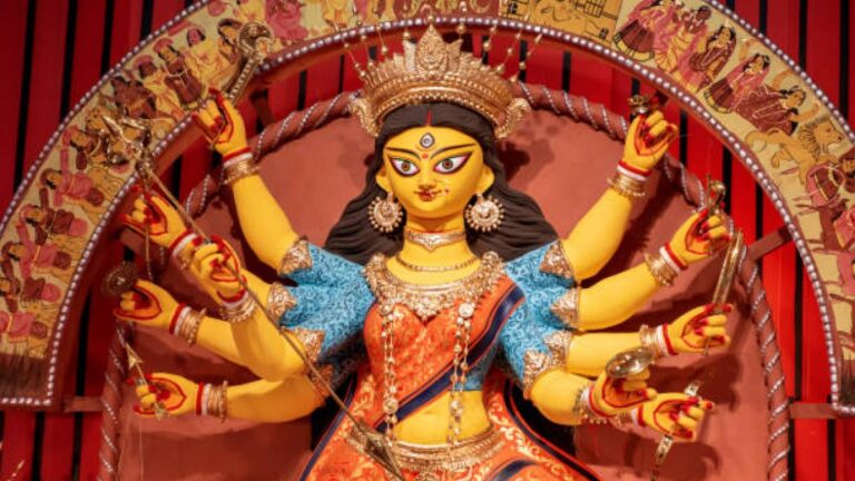 Navratri 2022 : शारदीय नवरात्रि पर ऐसे करें मां की उपासना