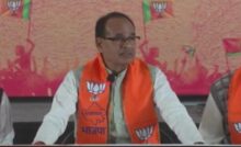 shivraj singh chouhan attack on rahul and priyanka gandhi